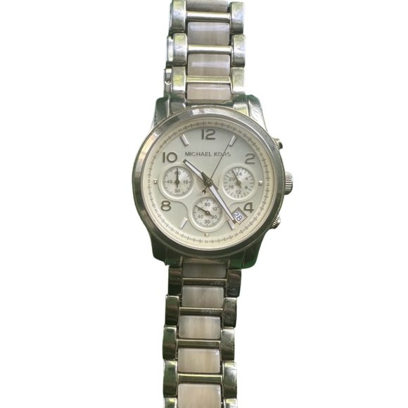 Michael Kors Watch - Picture 2 of 6